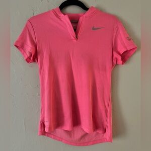 Nike Golf Women's Dri-FIT Hot Pink Short Sleeve Tee